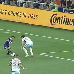 Goal of the Matchday 17: Luciano Acosta