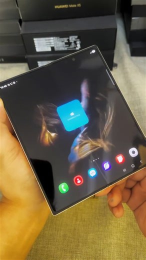 Unboxed the Samsung Galaxy Fold – exploring its futuristic design, seamless foldable display, and next-gen performance. #QuantumTechy #SamsungFold #Unboxing #TechReview #Innovation #FoldablePhone #LuxuryDesign #Smartphone #GadgetGoals #TrendingTech | Quantum Techy