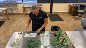 Check out this easy way to make corsage with Jackie R. Lacey AAF, AIFD, PFCI, CFD The best part is, it is made on a UGlue strip for easy attachment. Napco Imports Angelyn Tipton Aifd Cfd Renato Cruz Sogueco BloomNet Farm2Florist Floriology Institute | Floriology Institute