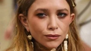 Celebs that are strangely connected to other celebrity deaths