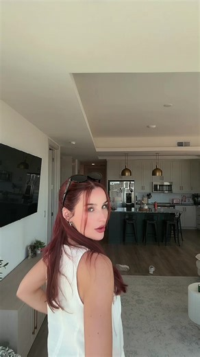 Katie Duffy (@duffyvlogss)’s videos with Rich Girl - Daryl Hall & John Oates
