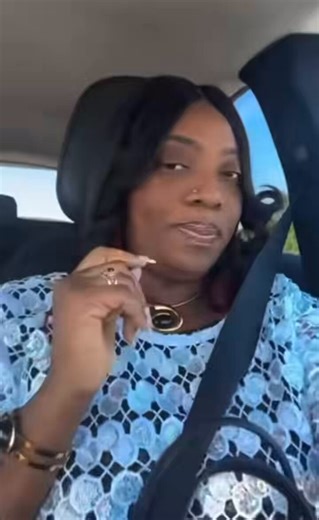 I hope one day you people will agree with me that most women use jazz to hold some men. During that period, you won’t even notice any red flags… anything rubbish she does will feel fun to you. It’s only when she leaves that your eyes finally clear 😂That aside, Roby mother really failed him!! He doesn’t have a praying mother.