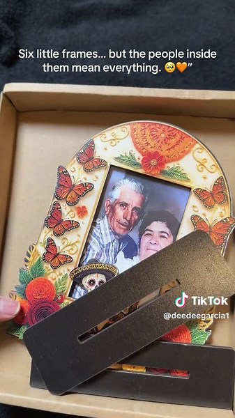 There is something so beautiful about creating an ofrenda and choosing the photos of the people we want to honor. 🧡🌼🕯️ I found this set of six Día de los Muertos frames, and I immediately pictured them sitting on the altar surrounded by cempasúchil, candles, papel picado and all of those little things that remind us of the people we love. For me, Día de los Muertos isn’t just about decorating. It’s about remembering. It’s telling their stories, saying their names and creating a beautiful spac