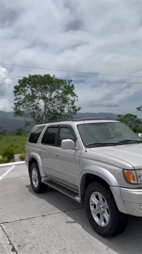 Toyota 4runner año 2000 4x4 limited recién ingresada impecable 😍🚀 Bendiciones 🙏🏽