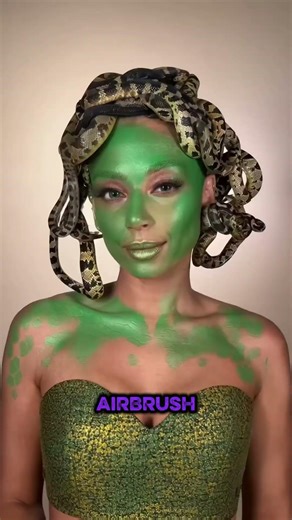 Medusa Makeup Tutorial With REAL Snakes?! 😳🐍 #shorts