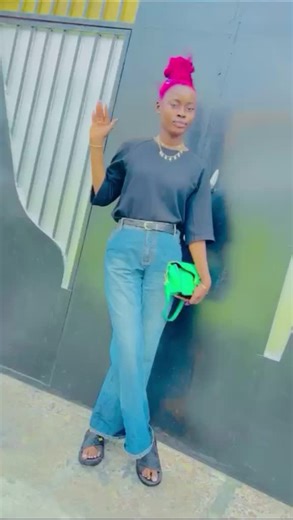 yoyo ba couleur (@yoyo_ba_couleur)’s videos with son original - Prophète Élie lotho Weemberg