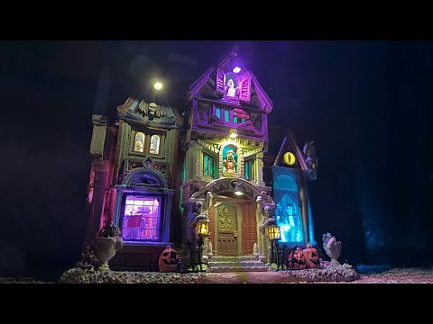 Madness Manor Review - New for 2024 Lemax Spooky Town
