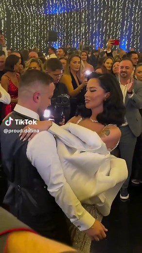 bird love🐣 #dafinazeqiri #viral #fypシ #wedding