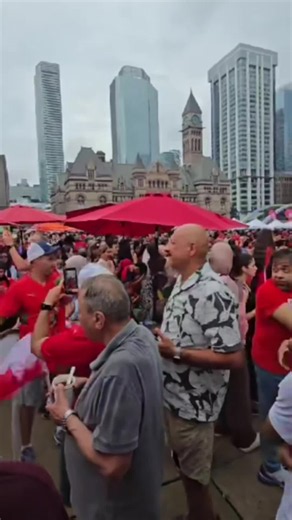 Célébration des Marocains pour le 3e but contre le Canada à Toronto