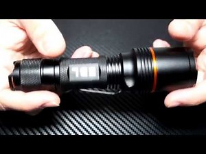 EBL 950 Lumen Linterna LED USB Recargable