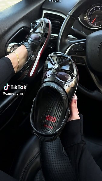 Shop Crocs at TikTok's Black Friday Sale