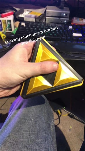 Filament Swaps Mid-Print: Locking Mechanism Success