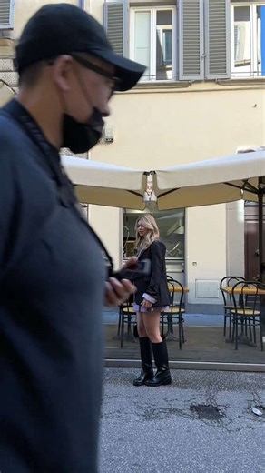 Meti um “pode passar” p italiano