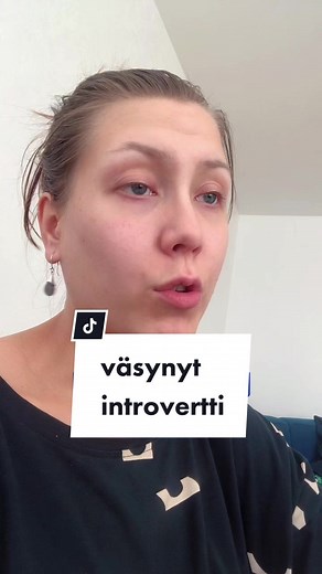 oon muka joku ENFJ?! en usko. #introvertti #ekstrovertti #huumoria #fyp #tiktoksuomi