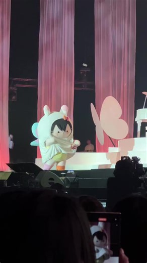 เอนี่ ลูน่า เมิฟเมิฟ สามตุวบาท คอนวันที่สองของมีมี่นีนี่น้องเอนี่ แม่ๆเมิฟลูน่าก็มาดูด้วยนะค้าา อ้วมๆๆเก่งมาดด น่ารักที่สุดโดย 🫶🏻🤟🏻🤏🏻 #emibonnielovesessiond2 #ANY #LUNAR #MUVMUV #SAMTUABAHT ขออนุญาตเจ้าของคลิปด้วยนะคะ 🤍