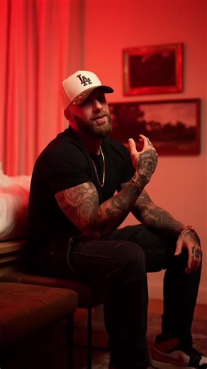 Waving the white flag.. 💀 | white flag