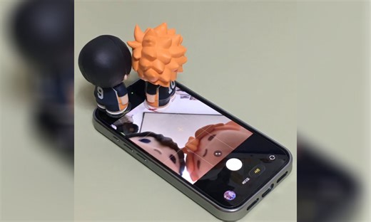 Chibi Characters Looking at Front Camera | Know Your Meme