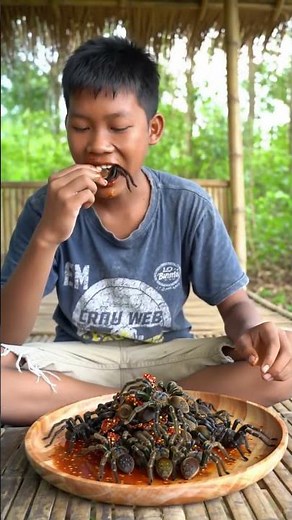 Wilderness Cooking Eating Fired Tarantulas Alone – Primitive Life Hacks!