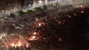 Spaniards celebrate San Juan festival with beach bonfires