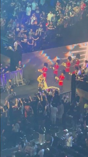 CEO live at the O2!! #aew #wrestling #allelitewrestling