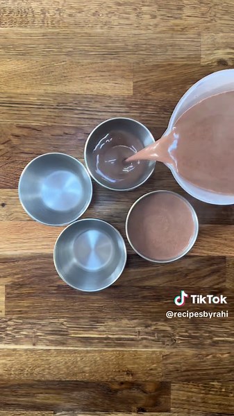 Chocolate Panna Cotta y Sorbete de Naranja
