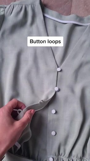BUTTON LOOPS 🧵 #sewingpattern #howto #tuto #couture #tiktokakademy #fashion #sewing #tutorial