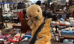 Original Sooty puppet sells for £14,500