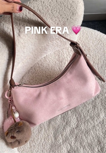 lagi suka bangett pink pink gemess ! #bostanten #taswanita #tasbahu #tascantik #bostantenbag