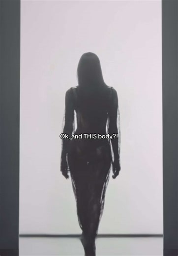 Lalisa's Stunning Body: A Fashion Icon