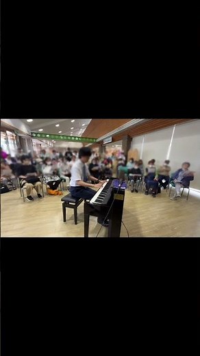 道の駅で響いた祈りの合唱「花は咲く」