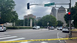 St. Louis officer shoots, kills gunman who killed man in downtown shooting moments before, police say