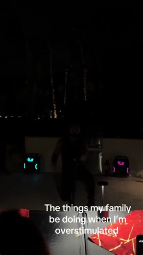 TIKTOK THIS IS FAKE DONT TAKE IT DOWN #fakebody #notreal #fyp #viral | invisible body filter gone wrong