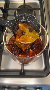 Mezcla hojas de laurel, cúrcuma, jengibre y hoja de jamaica.#selfcare #personalgrowth #success | Remedios recetas y más