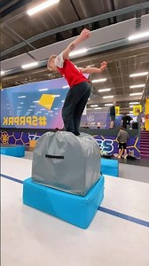 CRAZY BACKFLIP ON A BLOCK! 💥