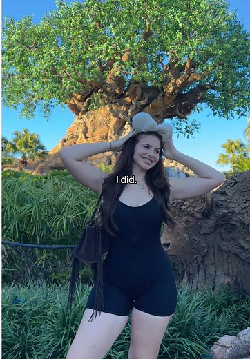 and that’s on keeping the promises I make to myself #emelyhernandez #reallyemely #weightloss