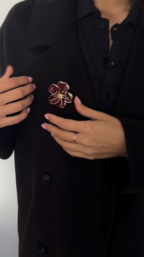 41 reactions | Pin your style! Attach any button to your pin: mix, match, and make it yours. ✨ | Button Amsterdam | Facebook