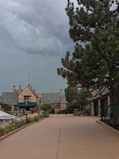 Colorado castle tour: frolic around a summer castle in Colorado