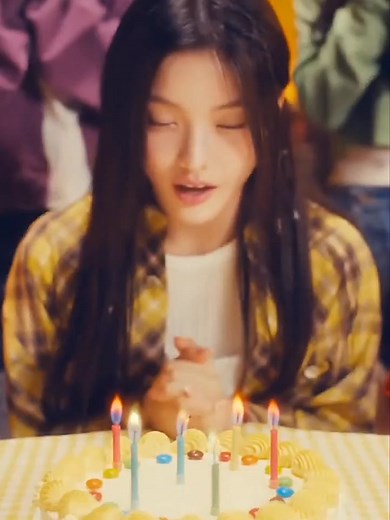 Illit x M&M's TV Commercial | Illit Wonderland