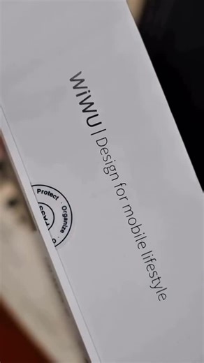 WiWU | Design For Mobile Lifestyle on Instagram: "Master Genuine Leather Fingerprint Lock Pouch. - Hii ni pochi ya kisasa na kijanja sana, Unaweza kuitumia kuweka vitu vyako kama simu, Airpods case, power bank, pesa n.k - Pochi hii ina Fingerprint scanner hivyo unaweza kuifungua endapo tu ume add fingerprints zako kwenye hiyo fingerprint scanner. - Inaruhusu ku add fingerprints hadi za watumiaji 8 - Imetengenezwa kwa ngozi halisi hivyo inaifanya kuwa imara na pia haipitishi maji kabisa, hii inak