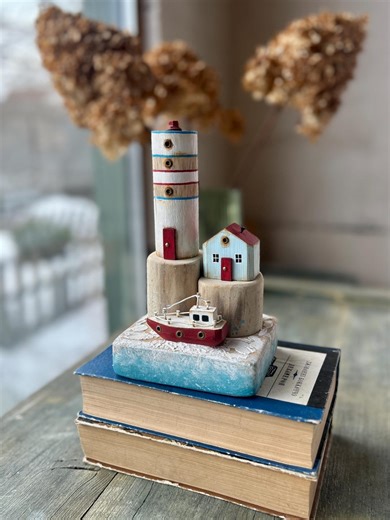 Driftwood Lighthouse Decor – Nautical Coastal Miniature, Handmade Wooden Seaside Sculpture, Beach House Shelf Accent - Etsy