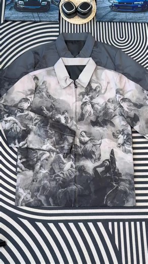 Art Print Coach Jacket: Embracing Street Style