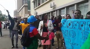 WATCH | Scenes outside the Windhoek Magistrate’s Court where some Namibians are demonstrating against the Fishrot accused. Video: Emmency Nuukala | New Era Newspaper