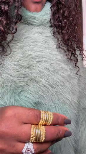 Curved Nail Designs: Trending Styles and Tips