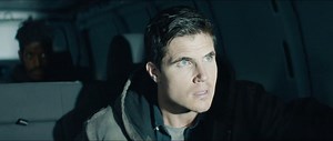 Code 8 Trailer - Stephen Amell, Robbie Amell - video Dailymotion