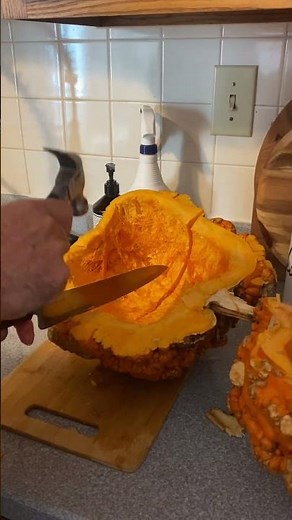 How to cut pumpkins easily #pumkins