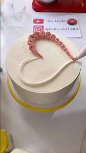 #cake #cakedecorating #cakes #cakedesign