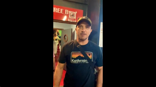 MACHINE DE CIRQUE est de retour à Tahiti pour un show explosif rempli d'humour et de prouesses circassiennes ! Le spectacle a fait salle comble 3 fois de suite au grand théâtre de la Maison de la Culture en septembre dernier. Devant l'engouement général et vos demandes répétées, le voici à nouveau programmé du 30 janvier au 1er février ! Les billets sont en vente à partir de 2 500 F sur www.ticketpacific.pf | CAMéLéON Tahiti