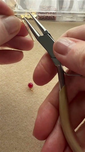 DIY earrings for 1 min . #diy #earrings #handmade #jewellery