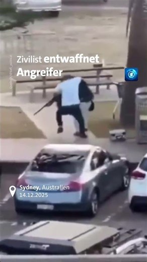 Mann entwaffnet Angreifer bei Attentat in Sydney #tagesschau #nachrichten