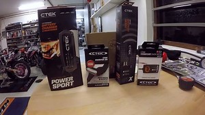 Mount, connect, plug in, Go! Jonas Hedberg using CTEK Comfort Indicator Panel and the new Power Sport charger. How do you stay connected? 😊 | CTEK